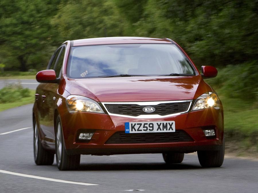  Kia cee&rsquo;d EcoDynamics 2009 года  (UK) (фото 4 из 10)